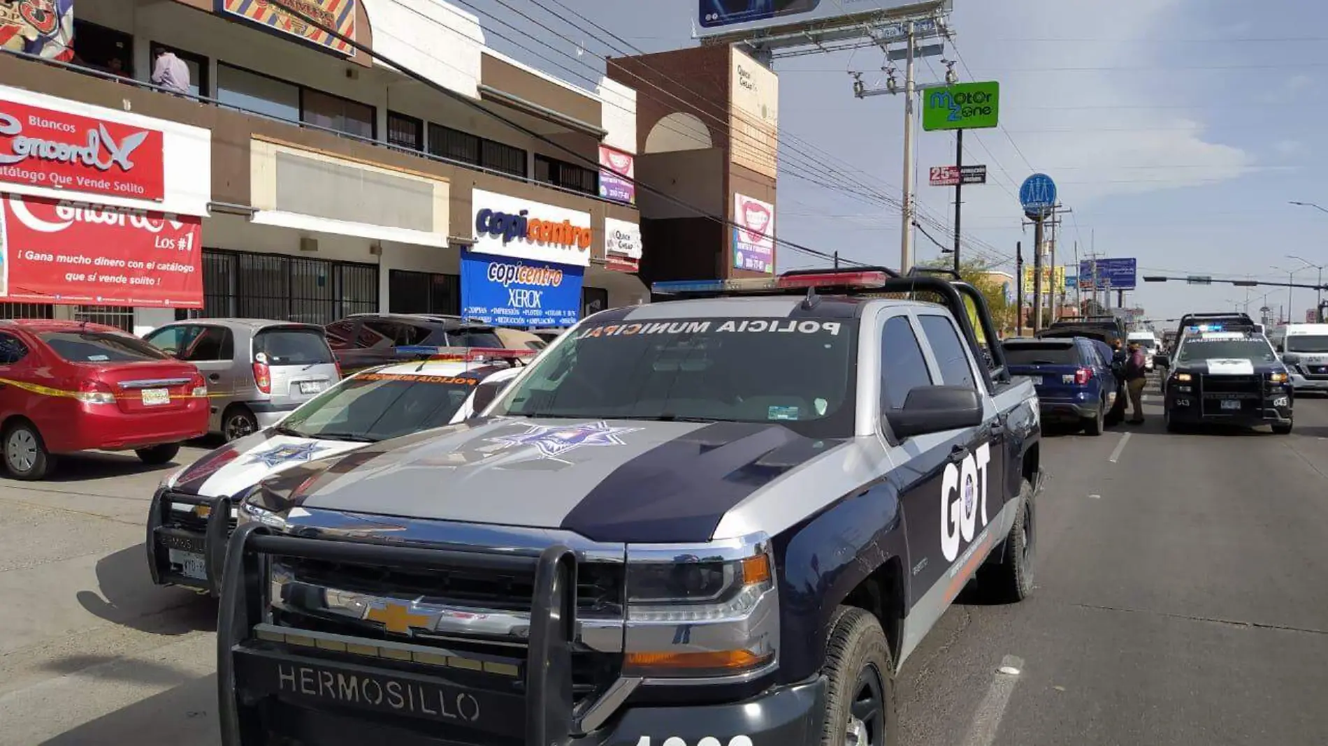 Ataque armado en barbería (3)